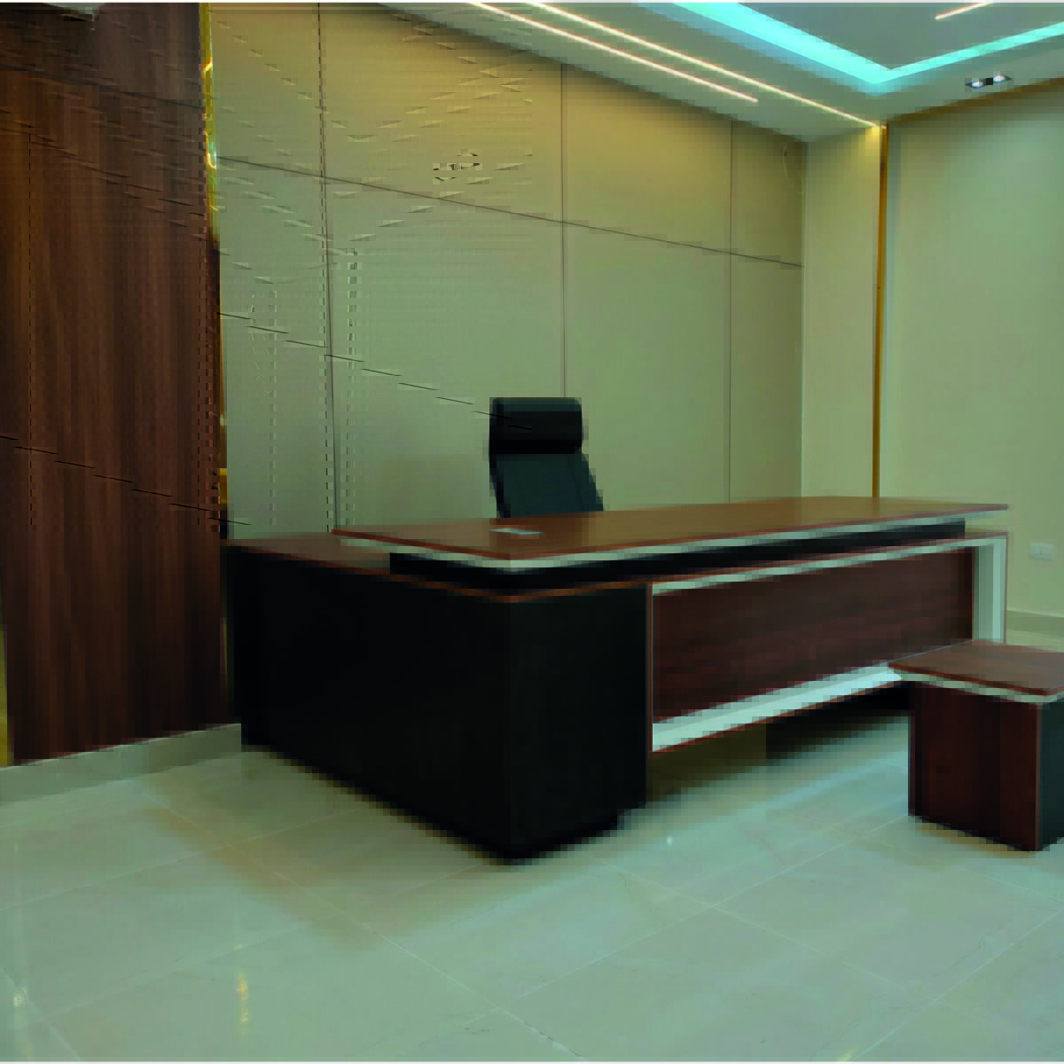 ALPHA DESK - Image 3