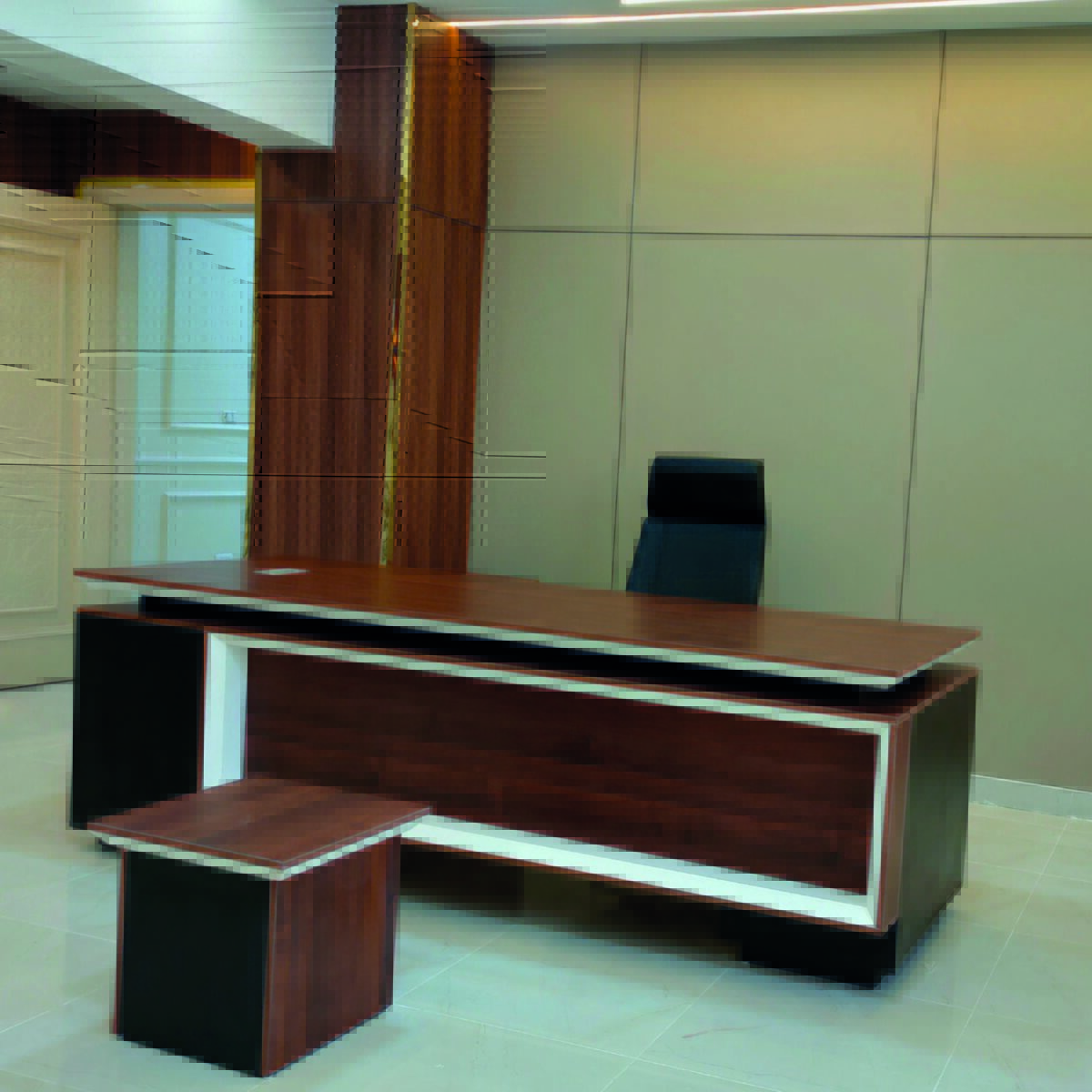 ALPHA DESK - Image 11